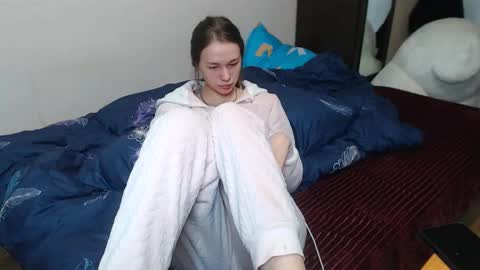 Snapshot of leila_bambi chatting on February 22, 2025, 2:17 am leila_bambi online show from February 22, 2025, 2:17 am