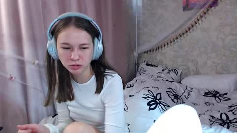 leila_bambi online show from March 15, 2026, 9:15 am