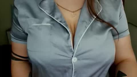 Leila online show from November 12, 2025, 9:53 am