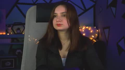 LeilaMurphy online show from March 4, 2025, 9:29 am