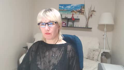 Snapshot of leilamays chatting on January 22, 2025, 12:38 pm Leila Kinky online show from January 22, 2025, 12:38 pm