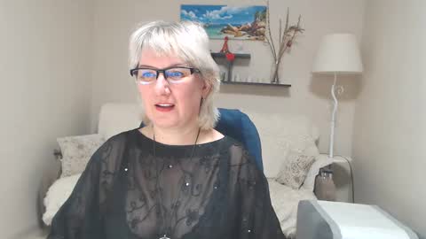 Snapshot of leilamays chatting on February 14, 2025, 11:42 am Leila Kinky online show from February 14, 2025, 11:42 am