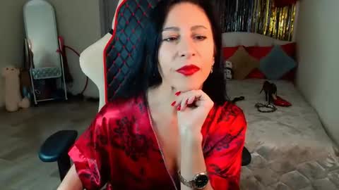 Snapshot of leilamurray chatting on February 18, 2026, 9:05 am leilamurray online show from February 18, 2026, 9:05 am