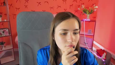 Snapshot of leilarai chatting on January 29, 2025, 4:19 pm Leila Rai online show from January 29, 2025, 4:19 pm