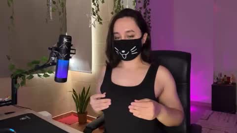 Lemi online show from December 4, 2025, 2:37 pm