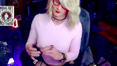 Snapshot of lemon_stealing_whore chatting on February 15, 2026, 7:51 am Lemon Stealing Whore online show from February 15, 2026, 7:51 am