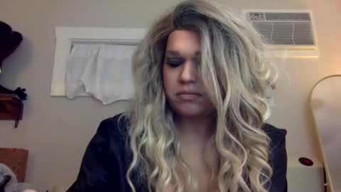 Jennifer online show from January 4, 2025, 6:19 am