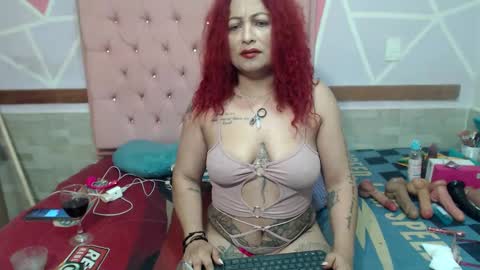 lena_lawson online show from November 17, 2025, 5:46 am