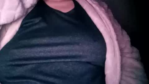 Snapshot of lenagolden chatting on February 24, 2026, 5:22 pm lenagolden online show from February 24, 2026, 5:22 pm