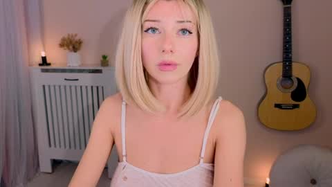 Lena online show from April 7, 2026, 11:32 am