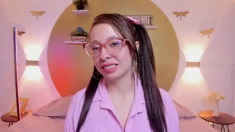 Lenna  online show from June 24, 2026, 11:31 am