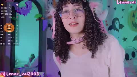 Snapshot of lenneval chatting on October 28, 2025, 3:10 am Val online show from October 28, 2025, 3:10 am