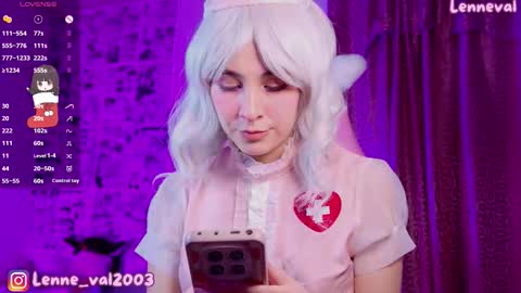 Snapshot of lenneval chatting on December 18, 2025, 3:01 am Val online show from December 18, 2025, 3:01 am