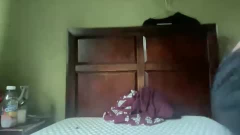 Snapshot of lennyhenny2024 chatting on November 10, 2025, 12:37 pm lenny online show from November 10, 2025, 12:37 pm