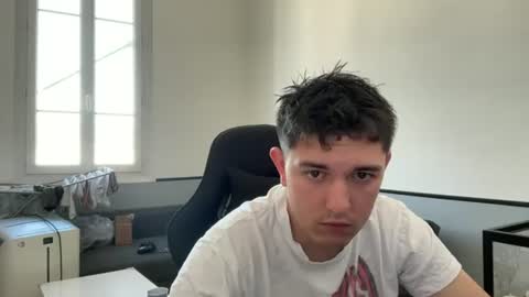 leo0606215417 online show from June 16, 2026, 7:55 am