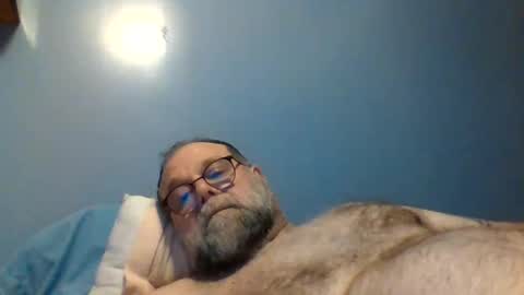 Snapshot of leo71313 chatting on December 16, 2025, 9:20 pm leo71313 online show from December 16, 2025, 9:20 pm