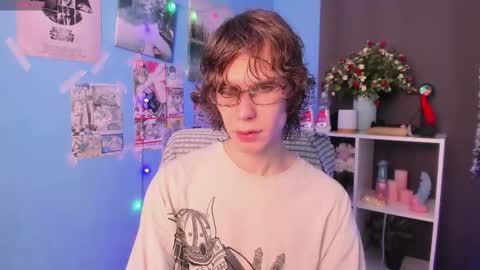 Snapshot of leo_bensyten chatting on December 14, 2025, 12:32 pm Leo online show from December 14, 2025, 12:32 pm