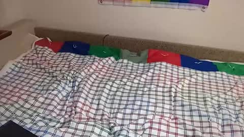 Snapshot of leo_cutie chatting on December 22, 2025, 9:56 pm leo_cutie online show from December 22, 2025, 9:56 pm