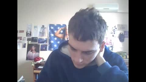 Snapshot of leo_cutie chatting on February 2, 2026, 9:41 am leo_cutie online show from February 2, 2026, 9:41 am