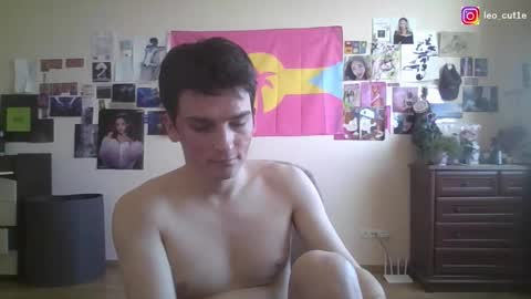 Snapshot of leo_cutie chatting on March 14, 2026, 9:26 am leo_cutie online show from March 14, 2026, 9:26 am