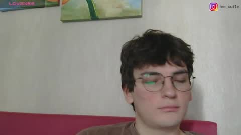 Snapshot of leo_cutie chatting on May 16, 2026, 6:21 am leo_cutie online show from May 16, 2026, 6:21 am