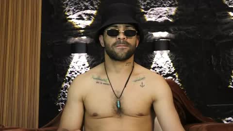 Leo  Diaz online show from May 15, 2026, 11:23 pm