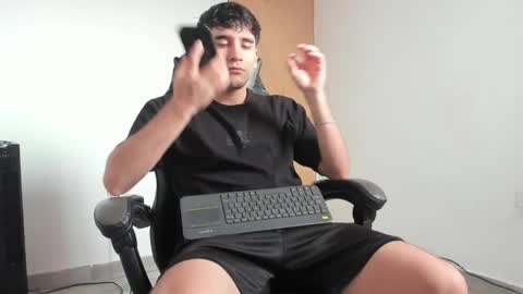 Leo Jones online show from April 8, 2026, 5:13 pm