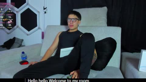 Snapshot of leo_muller chatting on October 22, 2025, 2:01 am leo_muller online show from October 22, 2025, 2:01 am