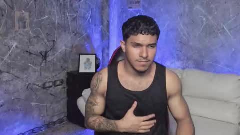 Leo independent model online show from September 14, 2025, 2:44 am