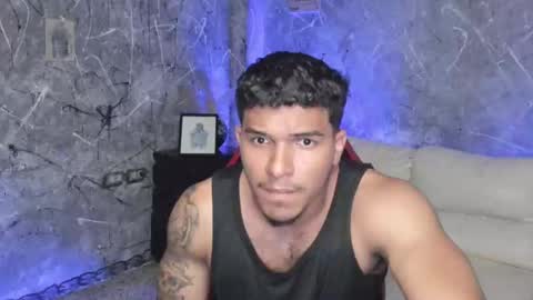 Leo independent model online show from September 23, 2025, 4:04 am