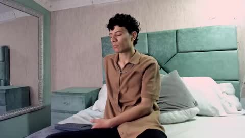 Leo online show from February 23, 2026, 4:10 am