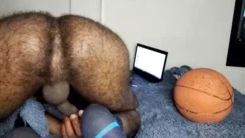 leo online show from November 30, 2025, 8:51 am