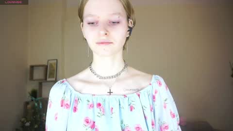 Hello Im Roxy Im just starting my journey here so lets get acquainted online show from April 4, 2026, 5:10 pm