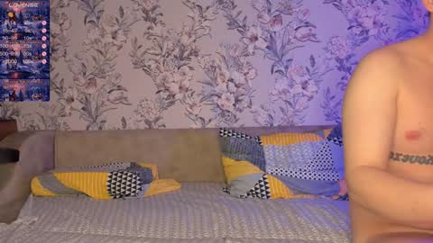 Leon and Lily online show from January 10, 2025, 8:04 pm