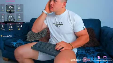 Leon Smoron online show from October 4, 2025, 1:20 pm