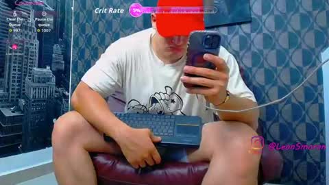 Leon Smoron online show from July 12, 2026, 12:45 am
