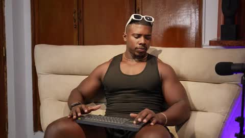 Leandro jones online show from September 17, 2025, 8:54 pm