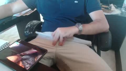 Snapshot of leone44 chatting on May 26, 2026, 8:32 am angel e sonia online show from May 26, 2026, 8:32 am