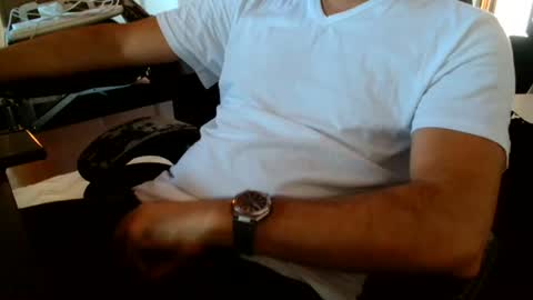 Snapshot of leone44 chatting on July 17, 2026, 7:48 am angel e sonia online show from July 17, 2026, 7:48 am