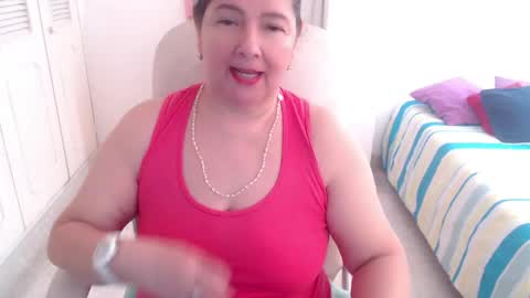 leonela   online show from May 15, 2026, 12:23 pm