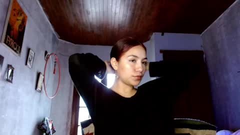 Snapshot of leonelablues chatting on September 20, 2025, 8:21 pm leonela online show from September 20, 2025, 8:21 pm