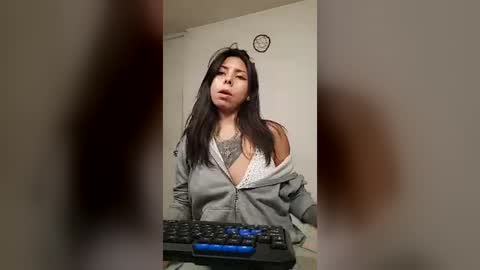 leonorfox online show from July 5, 2026, 10:50 pm