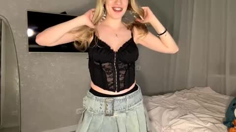 Snapshot of leonormcelyea chatting on February 27, 2026, 4:18 pm Eve online show from February 27, 2026, 4:18 pm