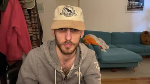 Snapshot of leonvampire chatting on February 8, 2026, 3:26 pm Leon online show from February 8, 2026, 3:26 pm