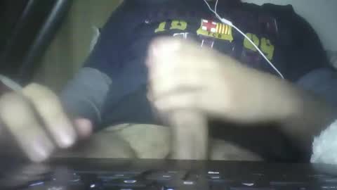 leoonel_95 online show from January 22, 2025, 5:16 am