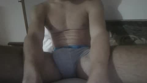 Snapshot of leoop123 chatting on September 27, 2025, 10:04 pm leoop123 online show from September 27, 2025, 10:04 pm