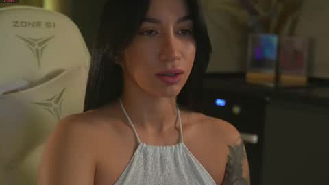 Snapshot of leoramallis chatting on October 18, 2025, 5:14 pm Leora online show from October 18, 2025, 5:14 pm