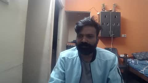 Snapshot of leosbroad chatting on December 4, 2024, 2:04 pm Leo online show from December 4, 2024, 2:04 pm