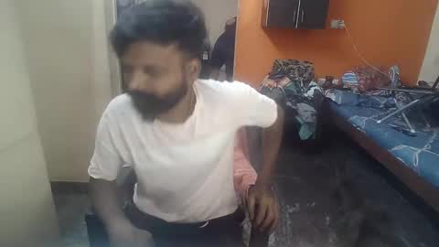 Snapshot of leosbroad chatting on February 21, 2025, 7:01 am Leo online show from February 21, 2025, 7:01 am