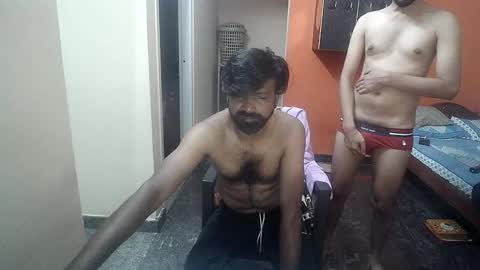 Snapshot of leosbroad chatting on October 25, 2025, 6:13 pm Leo online show from October 25, 2025, 6:13 pm